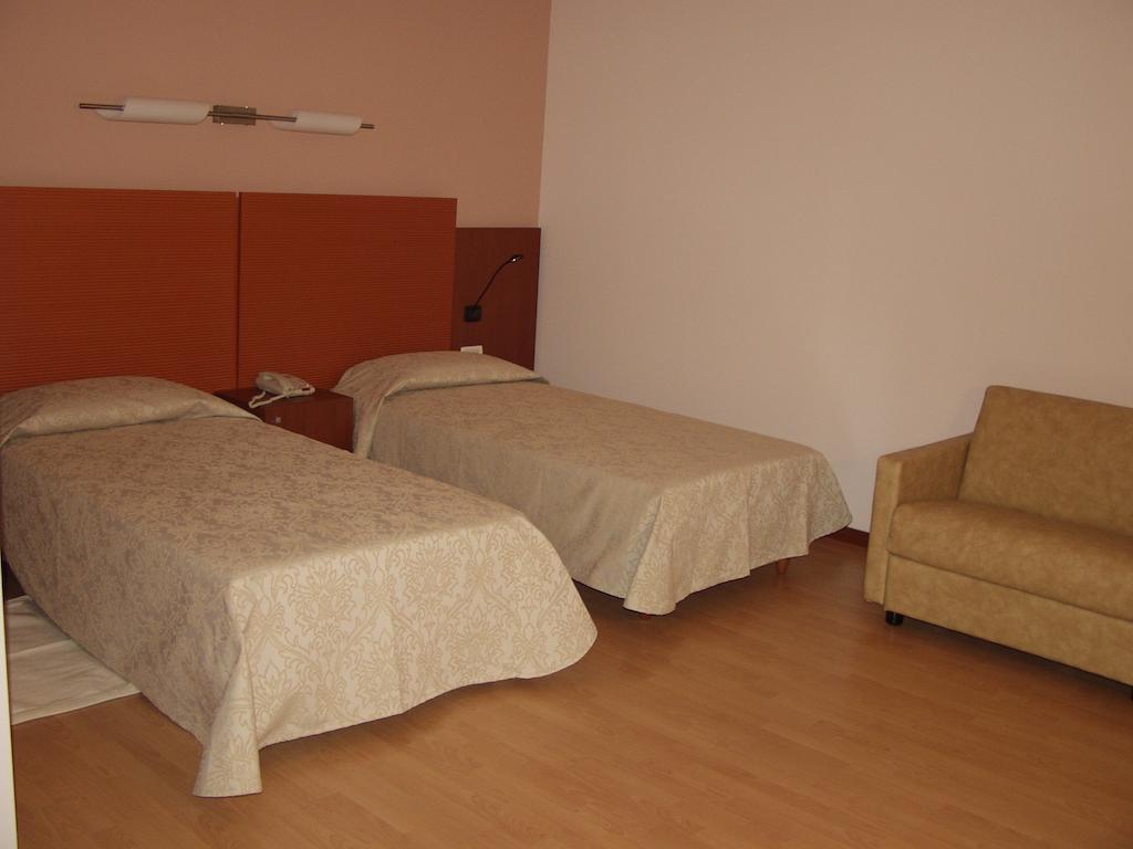 Hotel Mareschi Palace Novara Eksteriør billede
