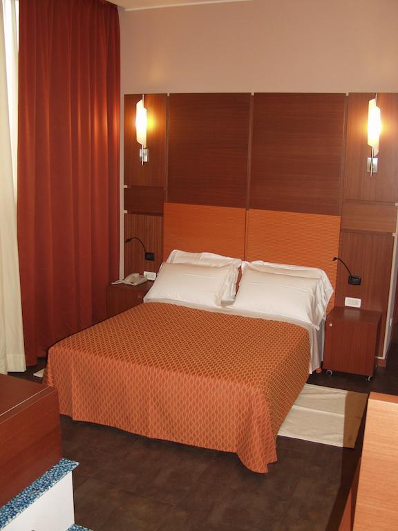 Hotel Mareschi Palace Novara Eksteriør billede