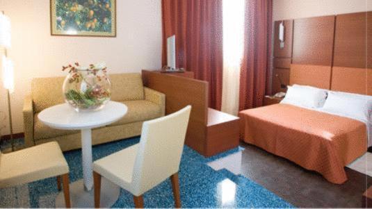 Hotel Mareschi Palace Novara Værelse billede